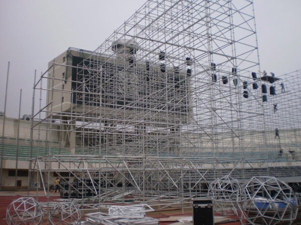 大型演唱會雷亞架